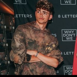 Meet your Posher, Cristal